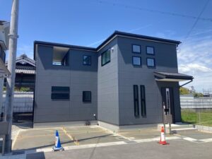 【大和高田市中三倉堂1丁目　新築一戸建て　限定1区画！】外観写真